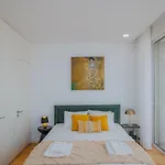Chimney Luxury House With Ac