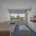 On Apartments - Poveiros