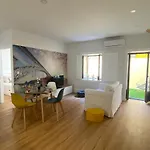 Porto River Flat