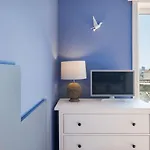 Seagull Attic Apt W/ Stunning View & Balcony