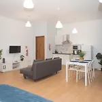 Bonsai Apartment III