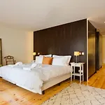 Boutique Rentals- Hidden Garden Porto\'S Downtown