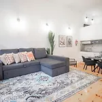 Wonderful Downtown Studio By Lovelystay