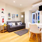 Cozy Apartment In The Center Of Porto