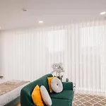 Chimney Luxury House With Ac