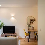 Golden Factory Apartment Downtown, Terrace And Ac