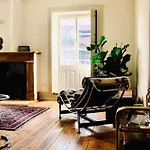 Casa Astoria - City Centre Historical Building With Amazing River View