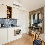 Guestready - Caldeireiros Apts