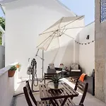 Spacious Bright Flat W/ Terrace By Host Wise