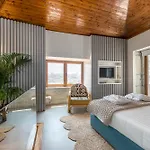 Victoria Project - Houses - Private Parking