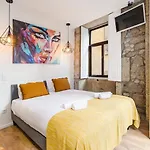 Guestready - Caldeireiros Apts