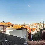 Vintage Vibes Near Porto\'S Old Town