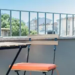 Guestready - Walking On Sunshine