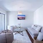 Cedofeita Sunny Apartment - Balcony & Parking