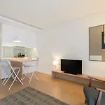 GuestReady - Modern 2-Bedroom Apartment in Cedofeita