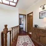 Lovelystay - Heritage Collection House With 4Bedrooms
