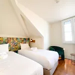 Nº 91 - Almirante Guest House