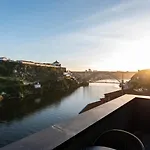 Guestready - An Urban Retreat With River View