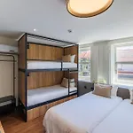 Cosme Apartments By Olala Homes