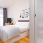 Limehome Porto Rua 31 De Janeiro