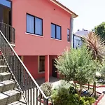 Guesthouse Bonjardim By Lovelystay