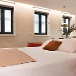 Byobu Apartment, By Bolhao Residences