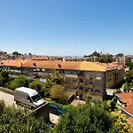 Aposentus - Contemporary Comfort