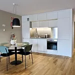 Oporto Serviced Apartments - Miragaia II