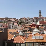 Modern 2-Bed Apartment With View To Clerigos Tower