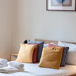 Miragaia Studio W Patio By Lovelystay