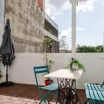 Hostwise - Stylish Studio W/ Charming Terrace