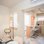 Liiiving In Porto - Uptown Pearl Apartment