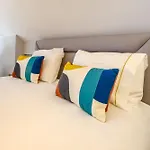 Bonfim Garden Apartment Near Metro & City Center