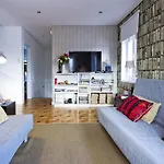 Carolina Michaelis Home
