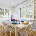 Carolina Michaelis Home