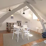 Feels Like Home Cosy Loft near Ribeira Douro