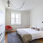 Oporto City Flats - The White Box House