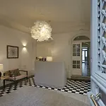 Porto Downtown Lovers Suites Bombarda 451