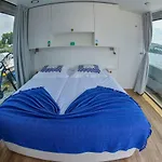 Oporto Douro Floating House