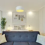 January\'S 31 Studio By Da\'Home