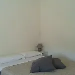 Rua De Entreparedes, 62, 2ºn Apartamento