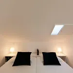 Nabaixa Apartments