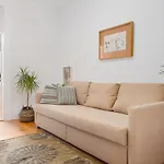 Host Wise - Oporto Classic Apartment
