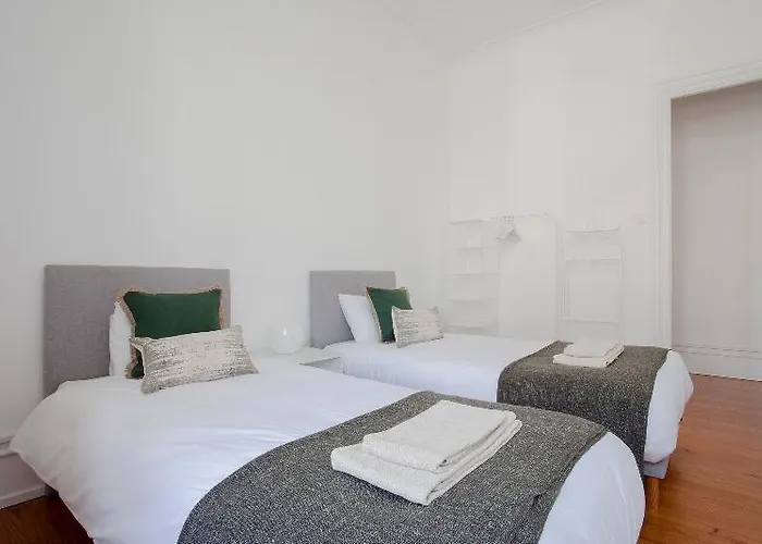 Liiiving - Telegrafo Classic Light Apartments