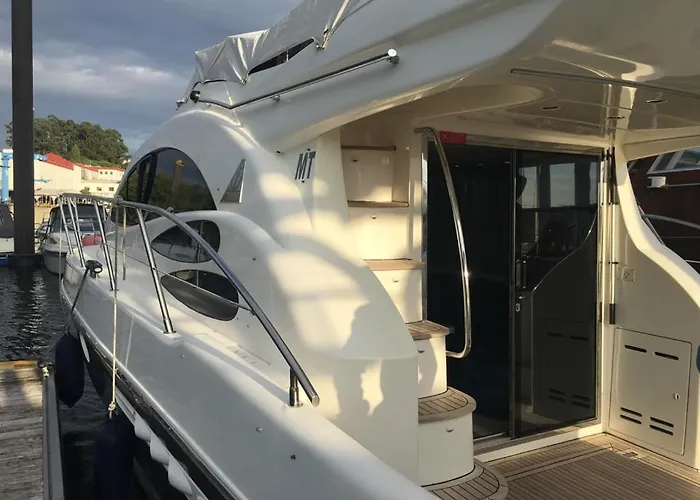 Porto Privat Yacht