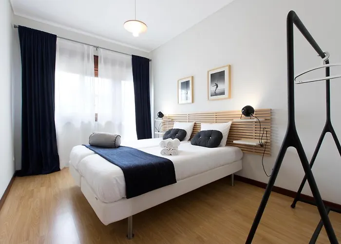 Spacious And Bright City Apartment I - 4 Floor No Elevator