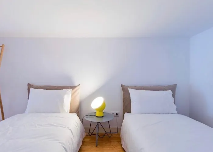 NEW Porto Legend Apartments