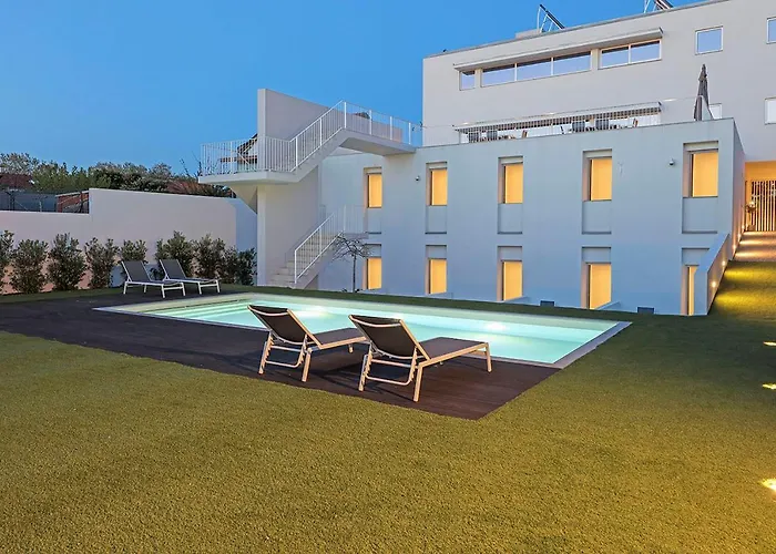 Uporto House Residence