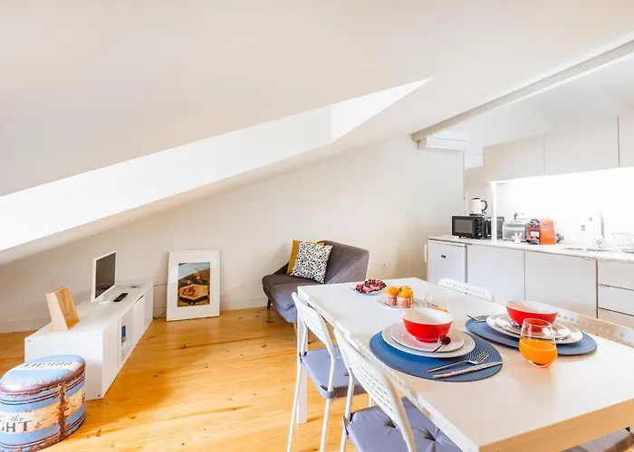 Oporto Loft With Mezzanine