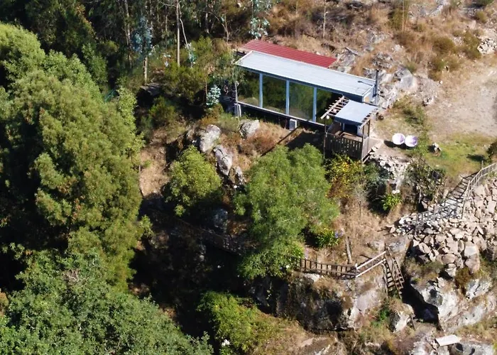 Glasshouse - Near River - Near Oporto - Near Ocean